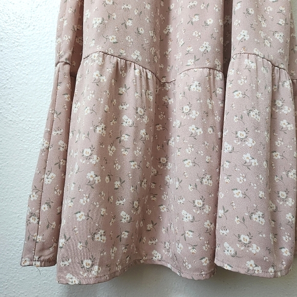 Flower & Feather Smocked Long Sleeve Floral Midi Dress Medium - Picture 8 of 16